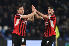 开云注册-包含赛地聚焦——意大利杯赛前热度飙升，费城76人防线松动，态度坚定，控场能力受关注的词条